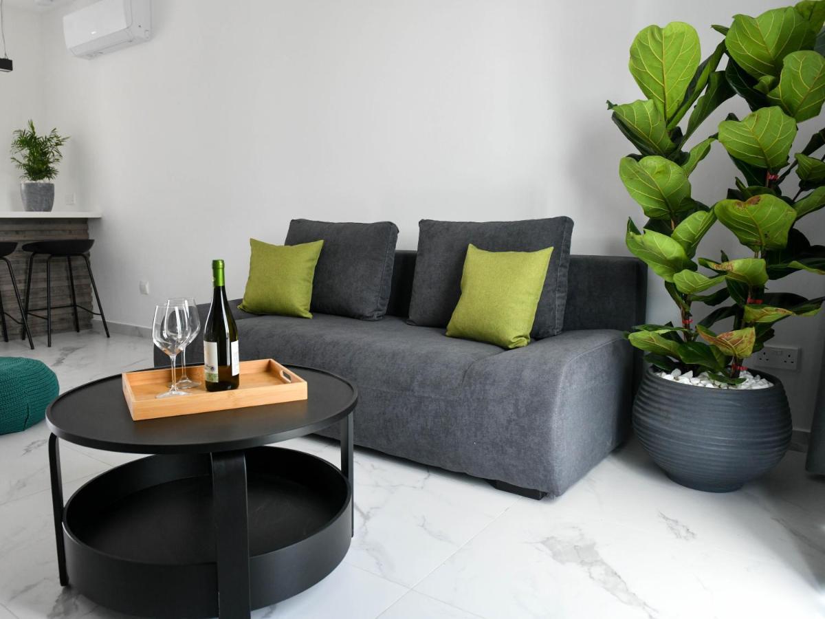 The Room, Suite 15, Leda Gardens Pafos Zewnętrze zdjęcie